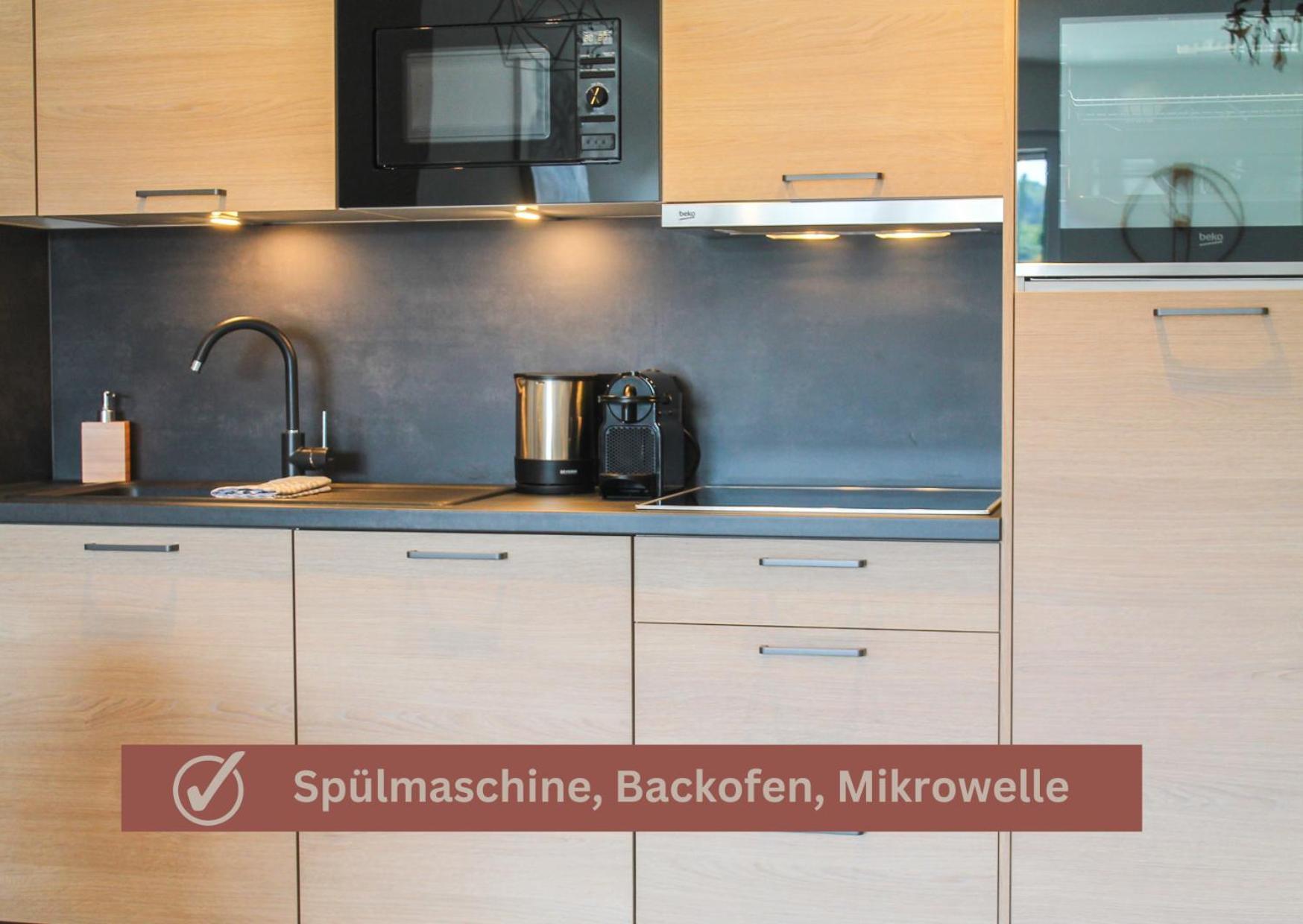 African-Style Apartment - Stadtnah, Parkplatz, E-Ladestation Fuer Auto & Fahrraeder, Gitterbox Fuer Fahrraeder, Fitnessstudio コブレンツ エクステリア 写真